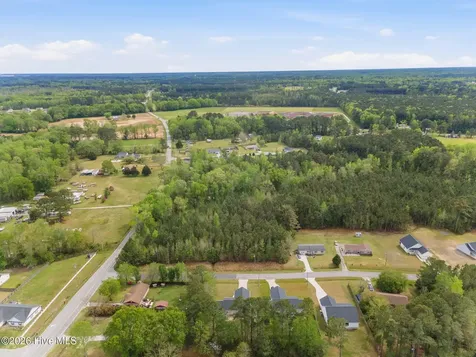 602 Hobbs Drive Jacksonville NC 28540