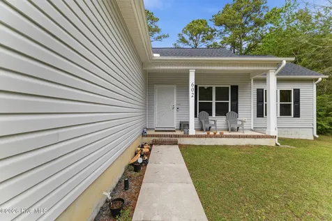 602 Hobbs Drive Jacksonville NC 28540