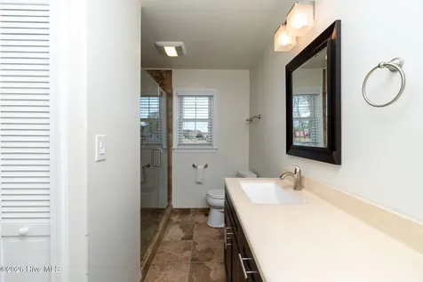 101 Canadian Goose Drive Currituck NC 27929