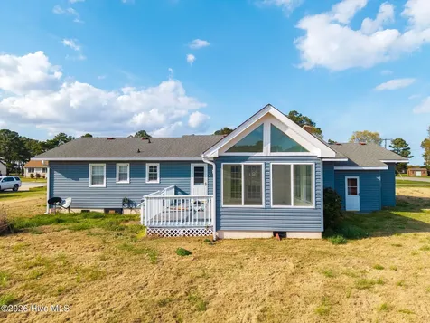 101 Canadian Goose Drive Currituck NC 27929