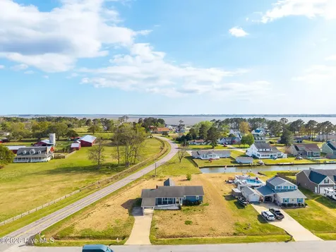 101 Canadian Goose Drive Currituck NC 27929