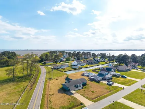 101 Canadian Goose Drive Currituck NC 27929