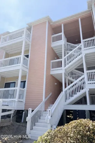 9201 Coast Guard Road Emerald Isle NC 28594