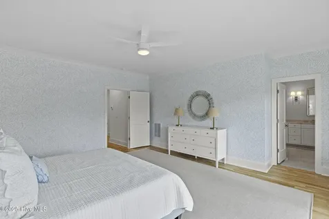 611 S Topsail Drive Surf City NC 28445