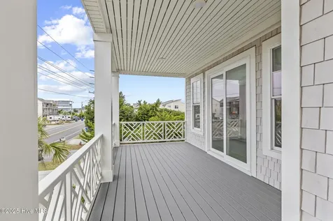 611 S Topsail Drive Surf City NC 28445