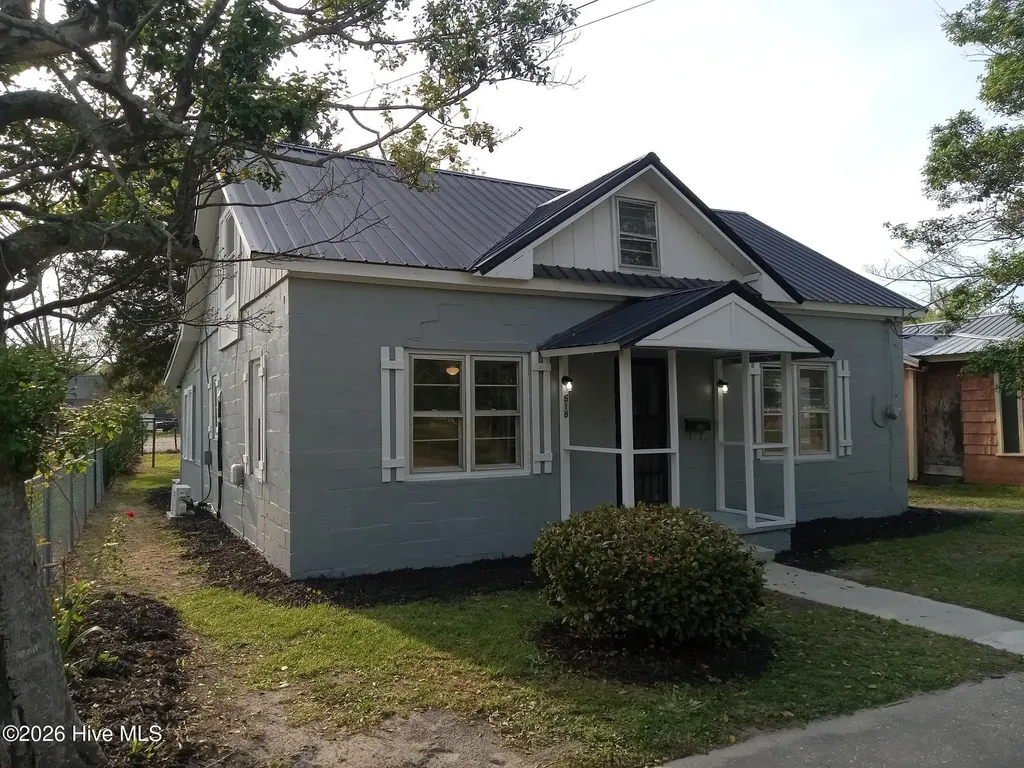 518 S Brown Street Chadbourn NC 28431