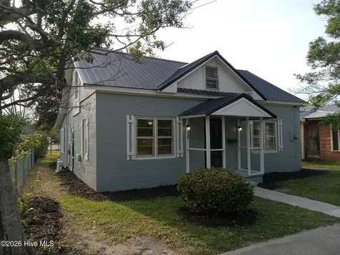 518 S Brown Street Chadbourn NC 28431