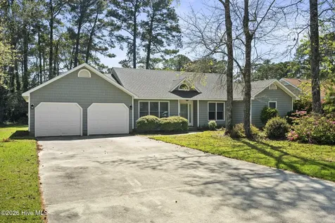 814 Lord Granville Drive Morehead City NC 28557