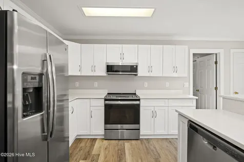 814 Lord Granville Drive Morehead City NC 28557