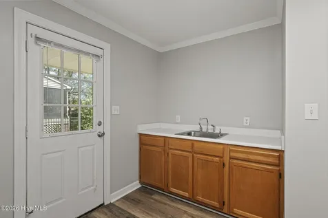 814 Lord Granville Drive Morehead City NC 28557