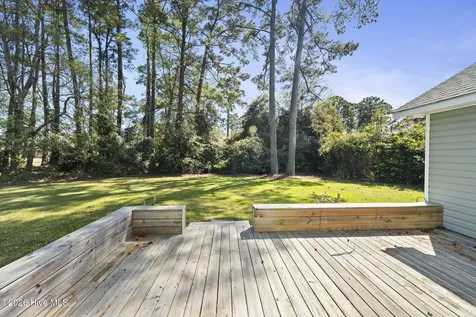 814 Lord Granville Drive Morehead City NC 28557