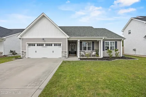 2120 Blue Bonnet Circle Castle Hayne NC 28429