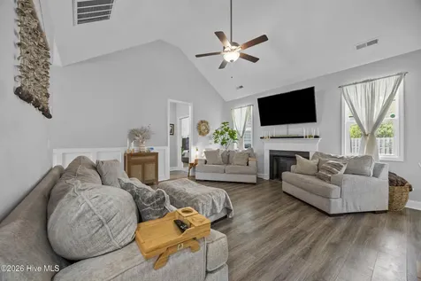 2120 Blue Bonnet Circle Castle Hayne NC 28429
