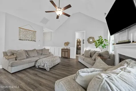 2120 Blue Bonnet Circle Castle Hayne NC 28429