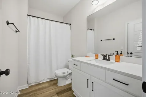 8329 Paramount Point Winnabow NC 28479