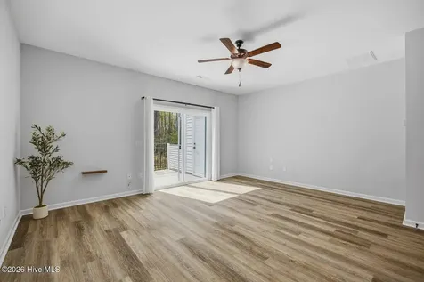 8329 Paramount Point Winnabow NC 28479