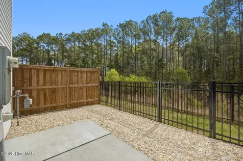8329 Paramount Point Winnabow NC 28479