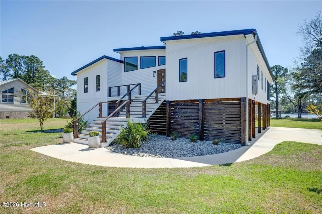 9226 Hart Drive Oriental NC 28571