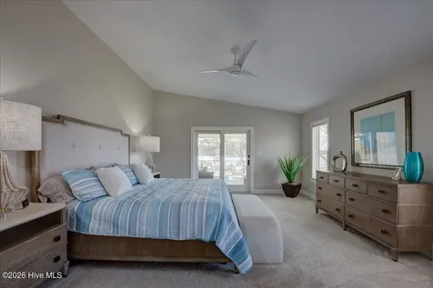 9226 Hart Drive Oriental NC 28571