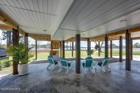 9226 Hart Drive Oriental NC 28571