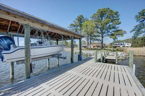 9226 Hart Drive Oriental NC 28571
