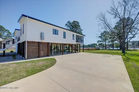 9226 Hart Drive Oriental NC 28571