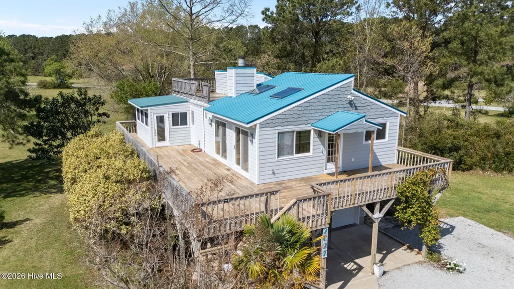 2027 Blackbeard Drive Oriental NC 28571