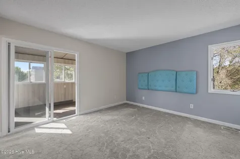 2027 Blackbeard Drive Oriental NC 28571
