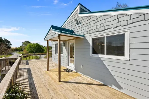 2027 Blackbeard Drive Oriental NC 28571