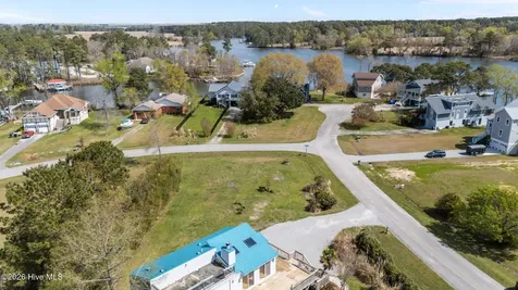 2027 Blackbeard Drive Oriental NC 28571