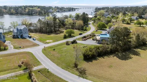 2027 Blackbeard Drive Oriental NC 28571