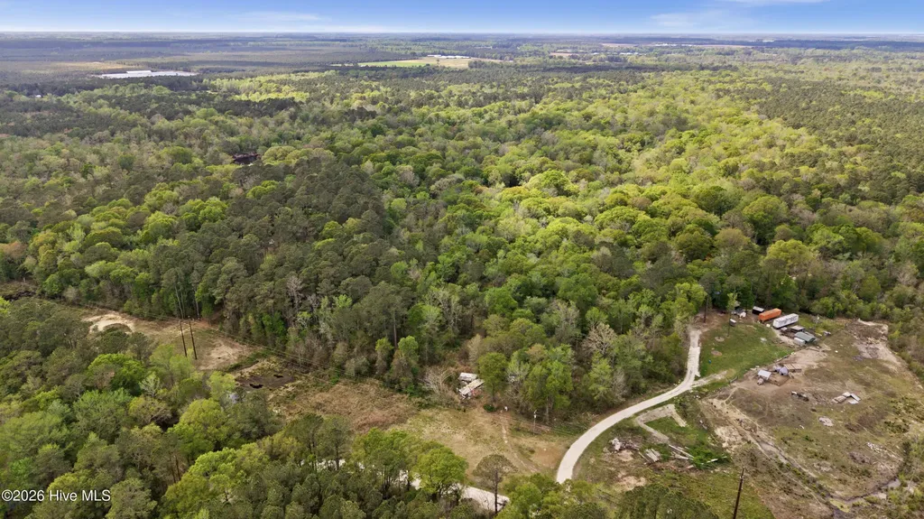 176 Quiet Water Drive Chinquapin NC 28521