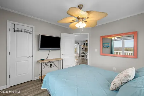 106 Azure Drive Emerald Isle NC 28594