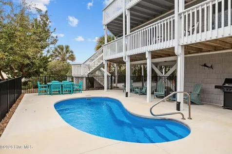 106 Azure Drive Emerald Isle NC 28594