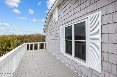 106 Azure Drive Emerald Isle NC 28594