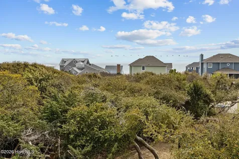 106 Azure Drive Emerald Isle NC 28594