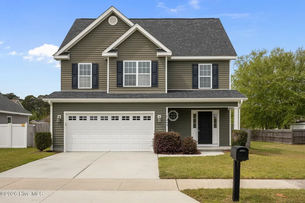 404 Knoll Circle Greenville NC 27858