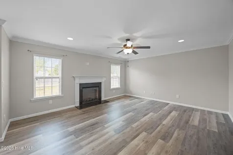 404 Knoll Circle Greenville NC 27858