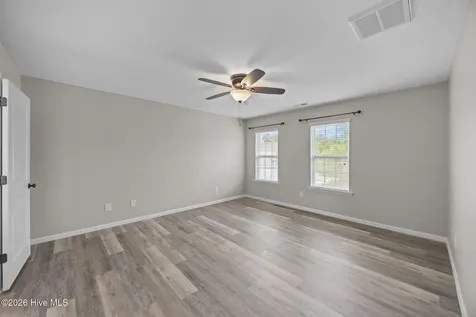 404 Knoll Circle Greenville NC 27858
