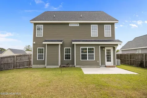 404 Knoll Circle Greenville NC 27858