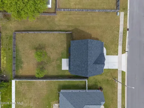 404 Knoll Circle Greenville NC 27858