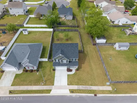 404 Knoll Circle Greenville NC 27858