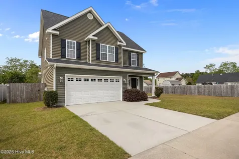 404 Knoll Circle Greenville NC 27858