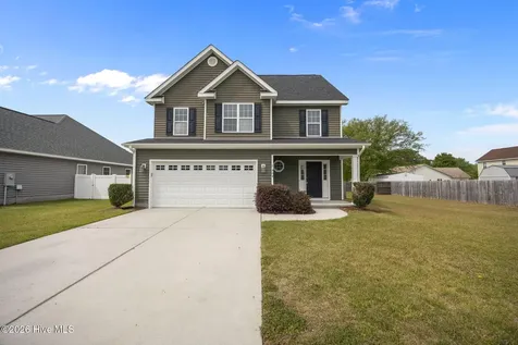 404 Knoll Circle Greenville NC 27858