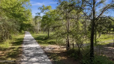 176 Quiet Water Drive Chinquapin NC 28521