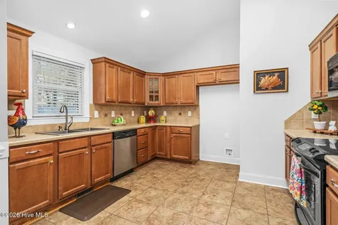 208 E Nash Street Macclesfield NC 27852