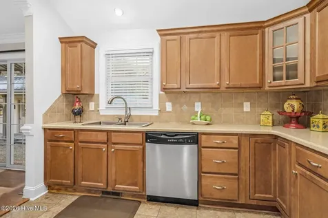 208 E Nash Street Macclesfield NC 27852