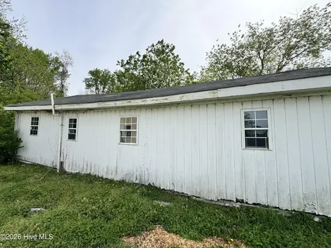 207 E Peterson Street Edenton NC 27932