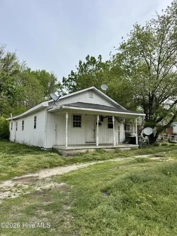 207 E Peterson Street Edenton NC 27932
