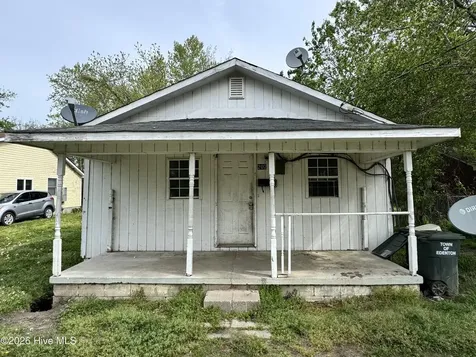 207 E Peterson Street Edenton NC 27932